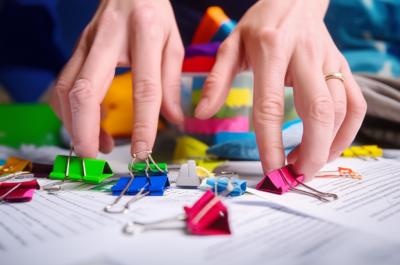 5 Amazon Sanity Savers for Moms (Under $20 Each!)