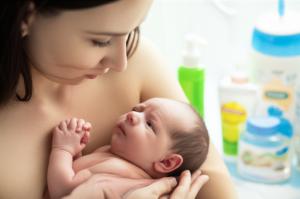 Imagem para o artigo: Baby Products: Are They *Really* Safe? Toxins Hiding in Plain Sight