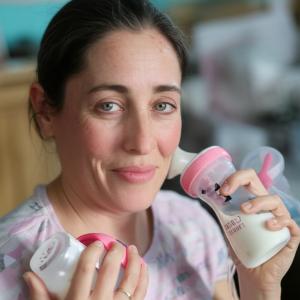 Imagem para o artigo: Breastfeeding Burnout? The 30-Second Sanity Saver You NEED