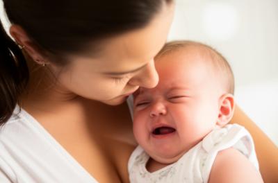Calming a Crying Baby: Science-Backed Soothing (Forget the Myths!)